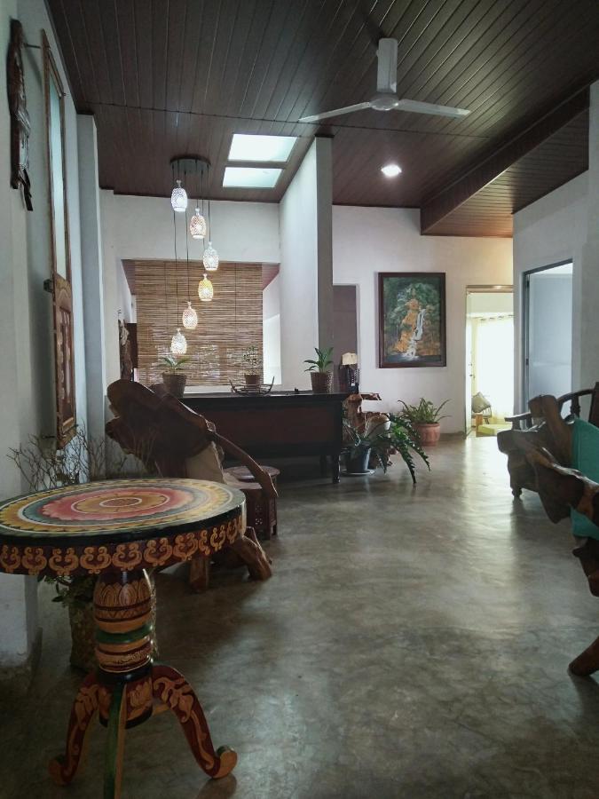 Barefoot Inn Kandy Exteriér fotografie